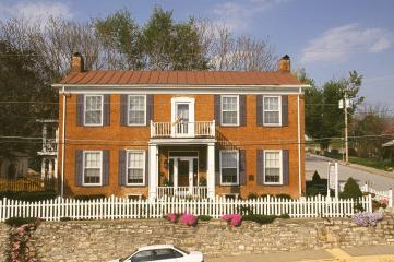 Historic Weston, Missouri Vacation Rental